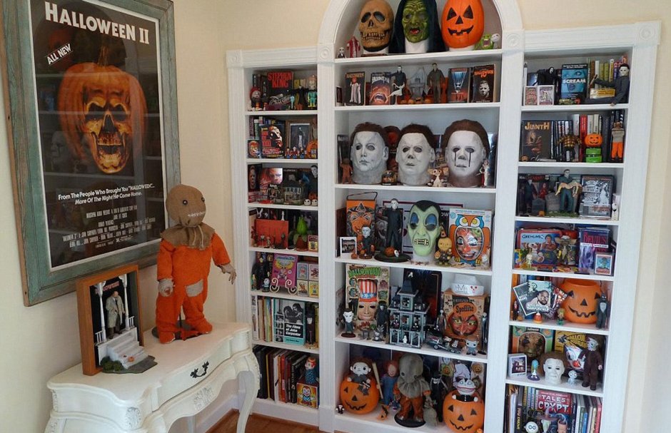 Halloween Living Room