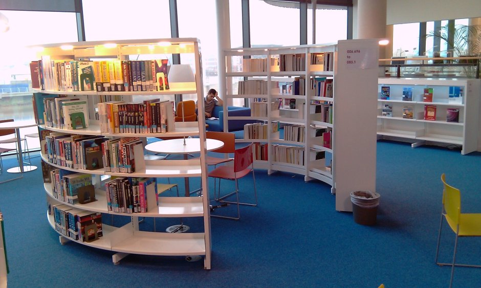 Мебель для читального зала