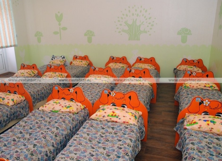 Спальная комната в детском саду