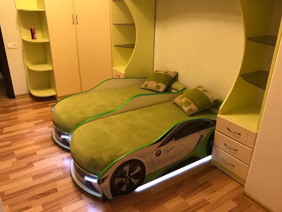Детская кровать со шкафом
