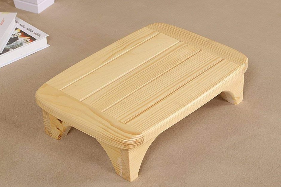 Скамейка для ног из дерева