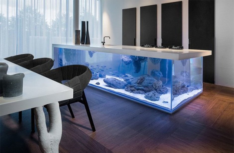 Встроенные аквариумы в интерьере