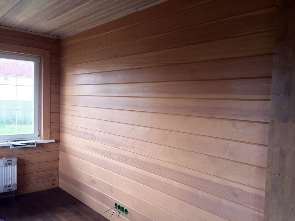 Внутренняя отделка блокхаусом в деревянном доме