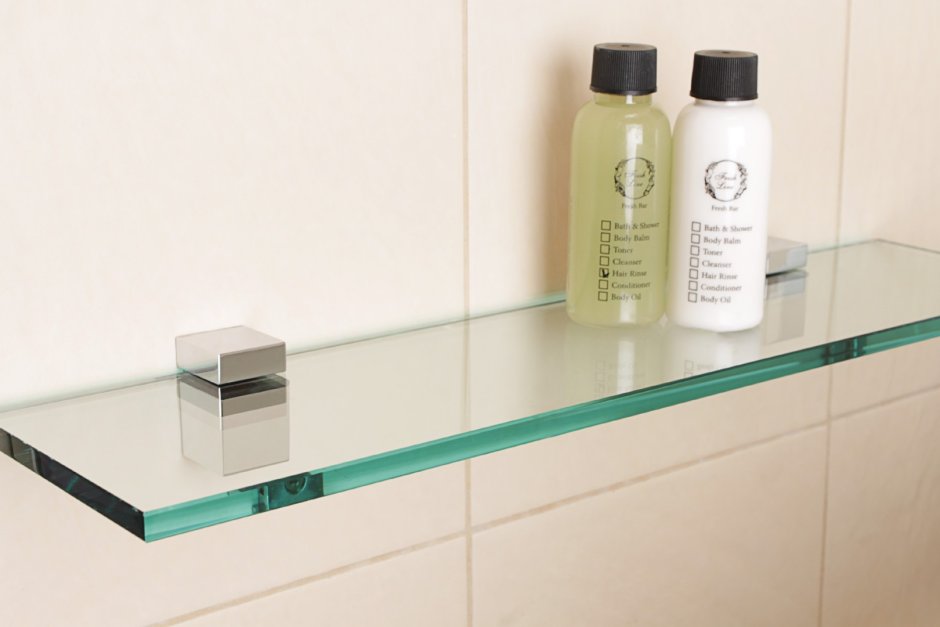 Стеклянные полки