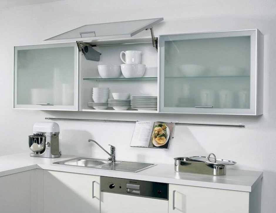 Кухонные шкафчики с матовыми стеклами