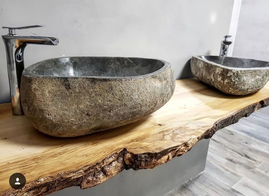 Двойная раковина из искусственного камня в ванную