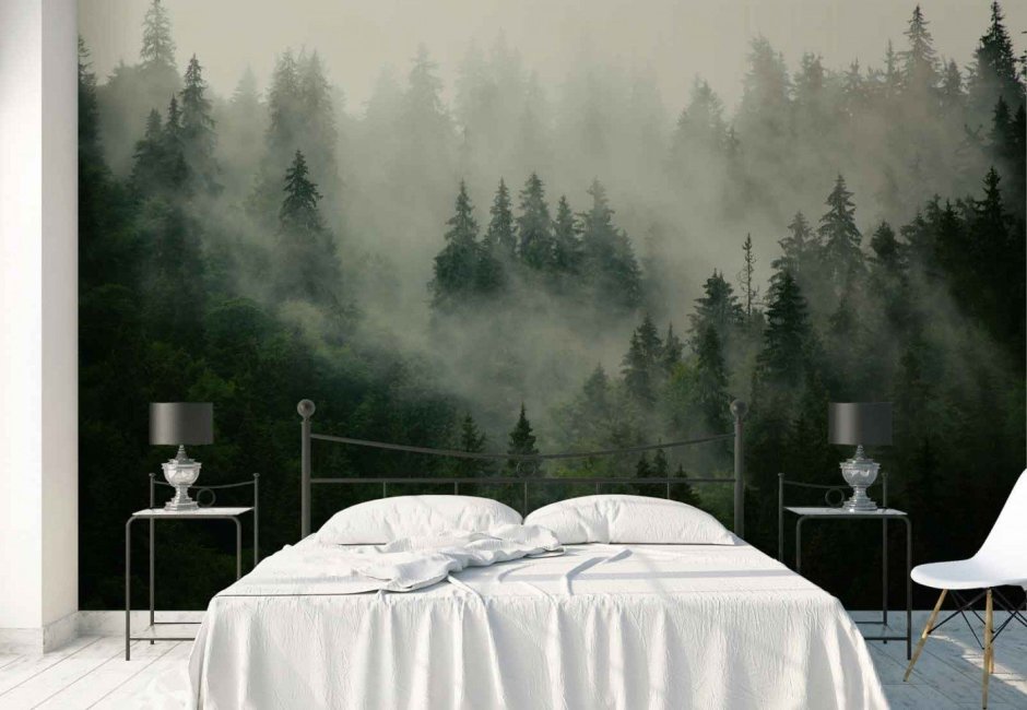 Фреска деревья в тумане