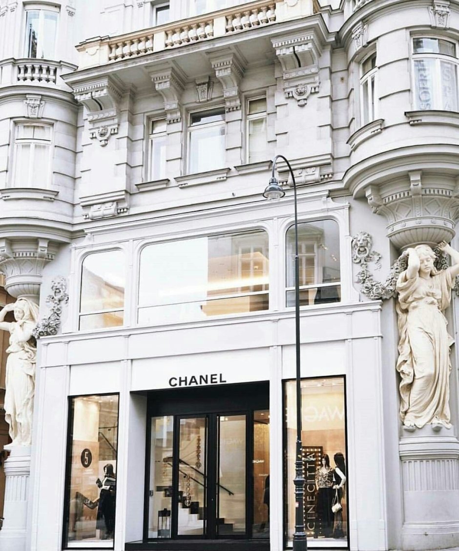 Коко Шанель дом моды в Париже