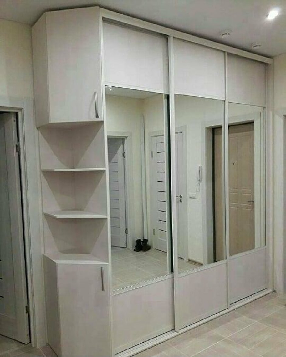 Шкаф в прихожую