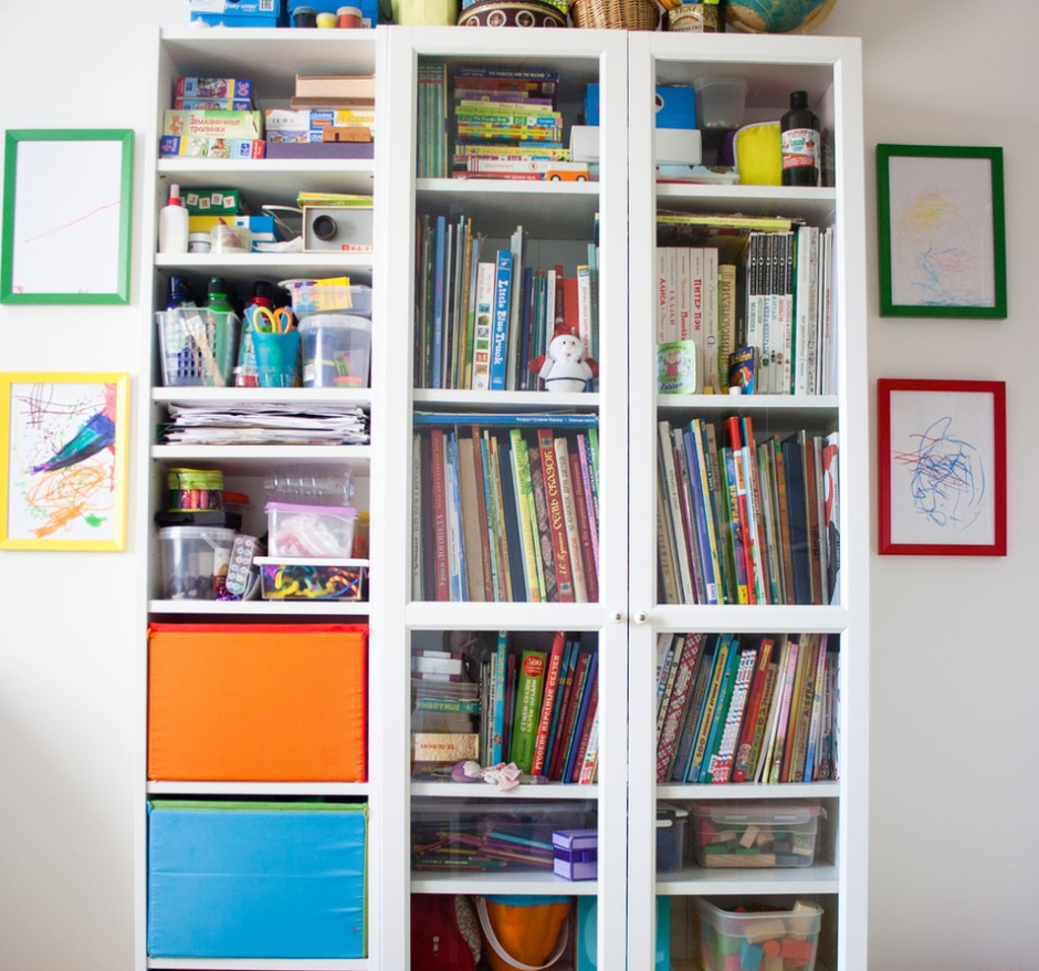 Книжный стеллаж для детской комнаты