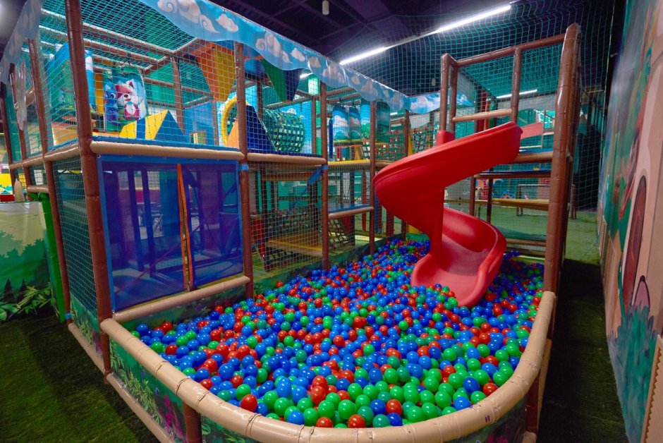 Playlab детский развлекательный центр в Рио