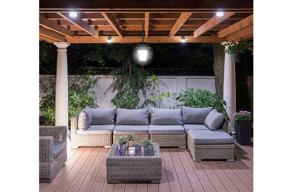 Патио с перголой