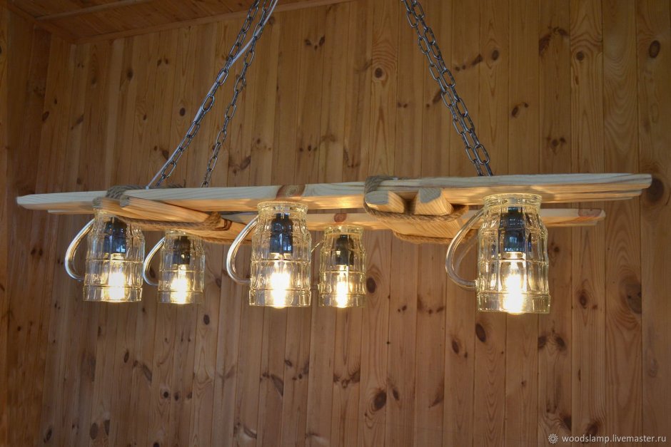 Люстры для загородного деревянного