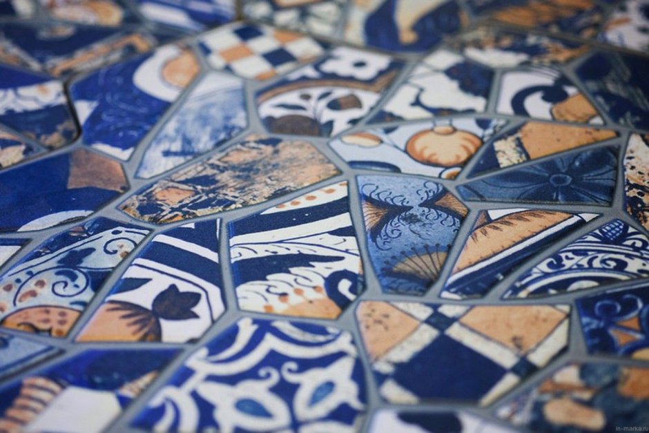 Битая керамика мозаика Гауди