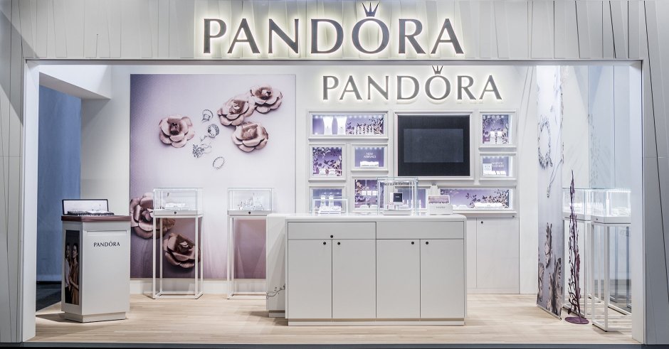 Ювелирный салон pandora
