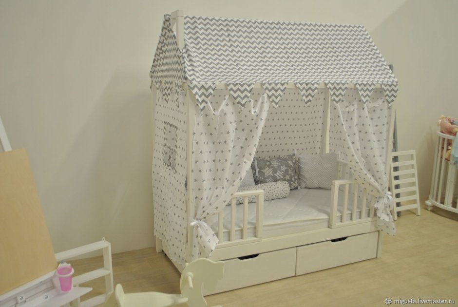 Кровать домик из массива Sweet House 80x160 Восток МФ
