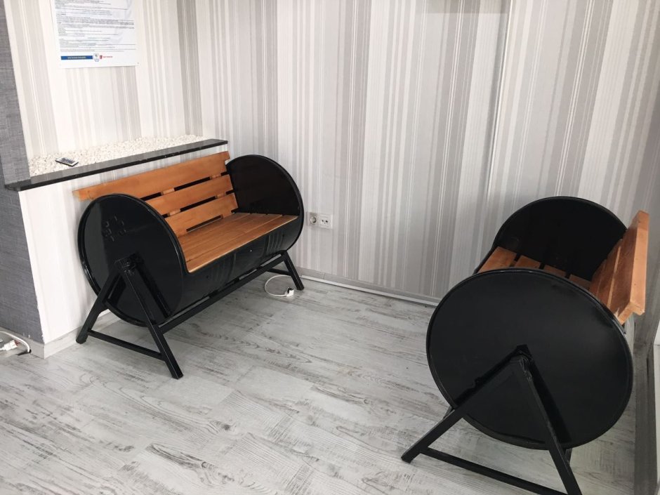 Кухонный комплект мебели из бочек