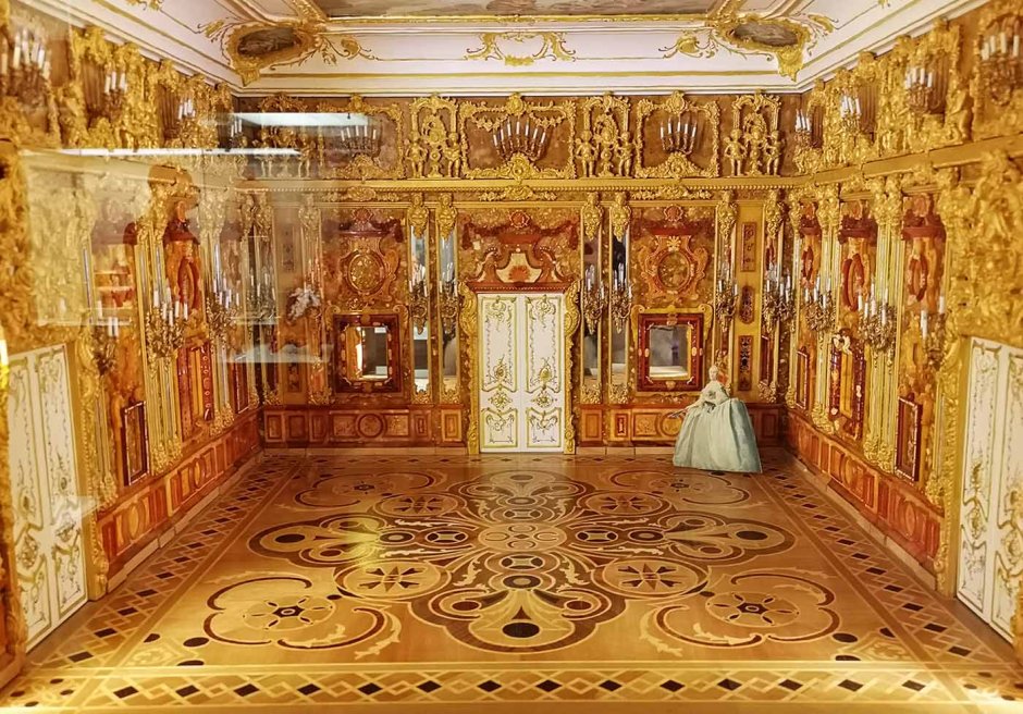 Екатерининский дворец Янтарная гостиная