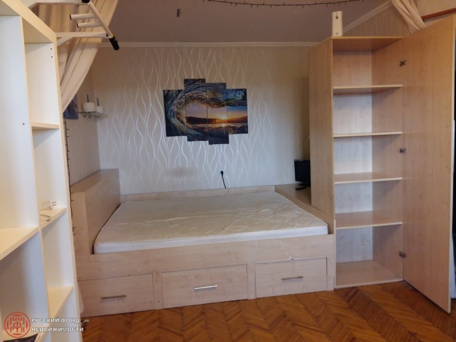 Кровать подиум со шкафом