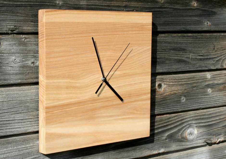 Деревянные часы для кухни