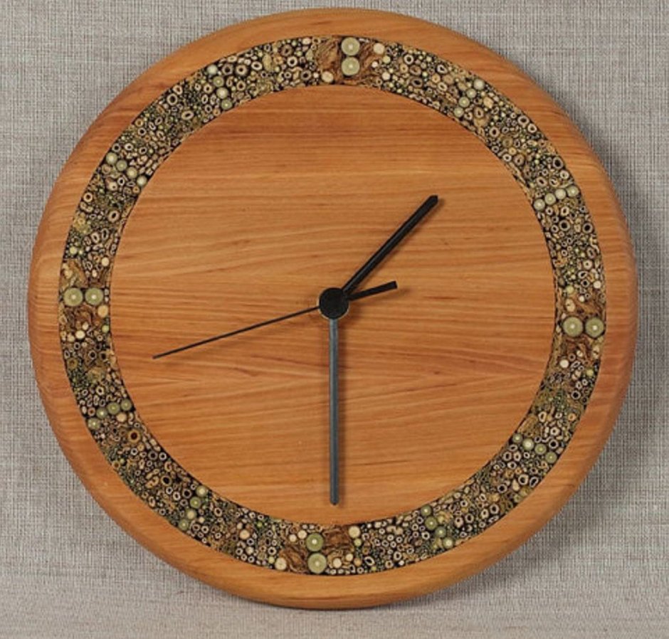 Часы из деревянных заготовок