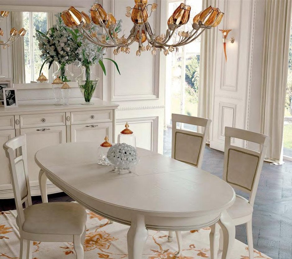 Saarinen Oval Dining Table