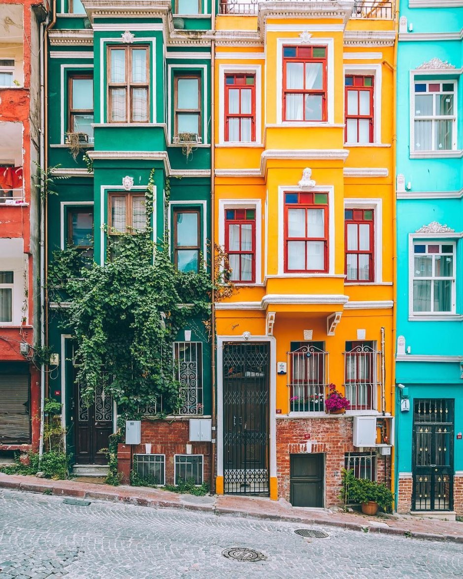 Улочки Стамбула разноцветные домики