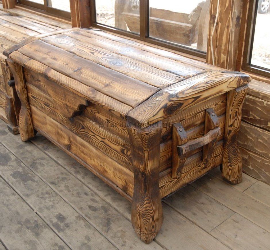 Мебель под старину из дерева абажур
