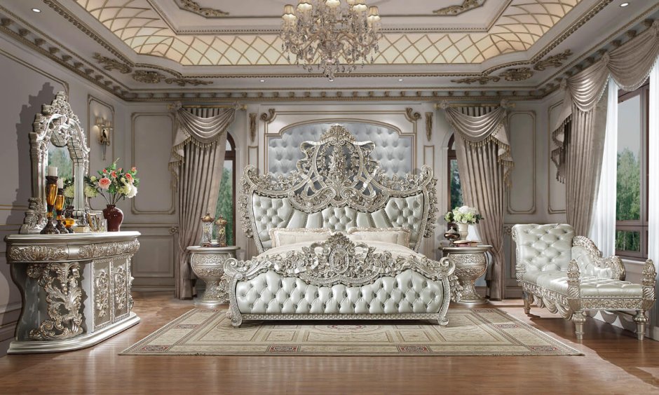 Мебель в королевском стиле