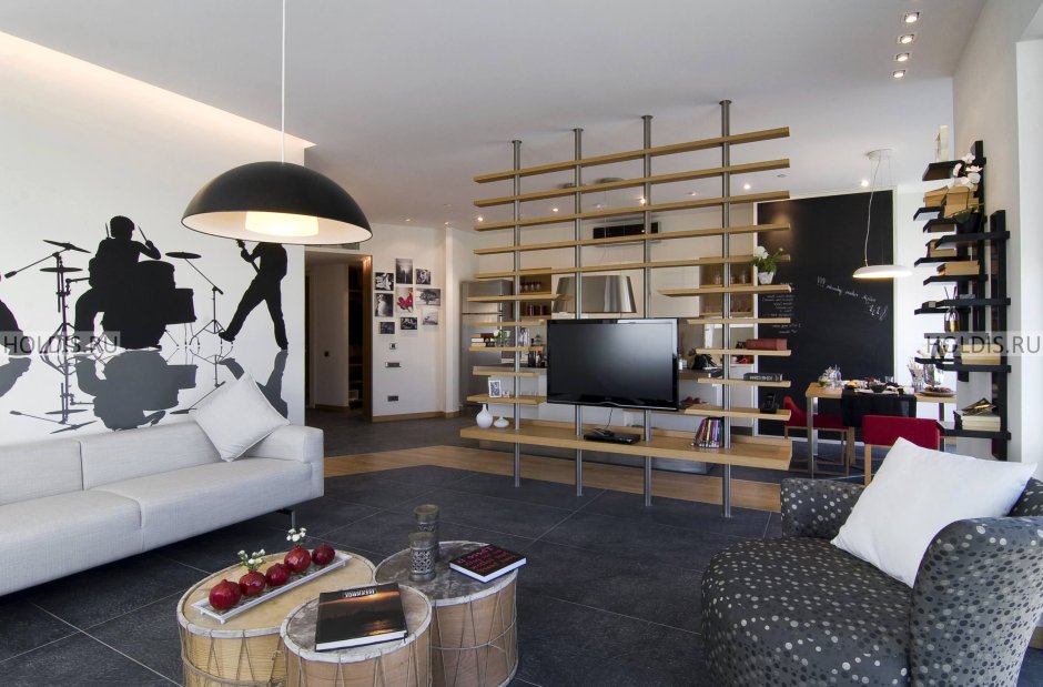 Стеллаж с телевизором для зонирования