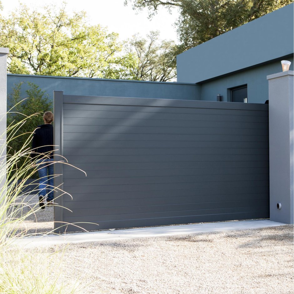 Современные заборы