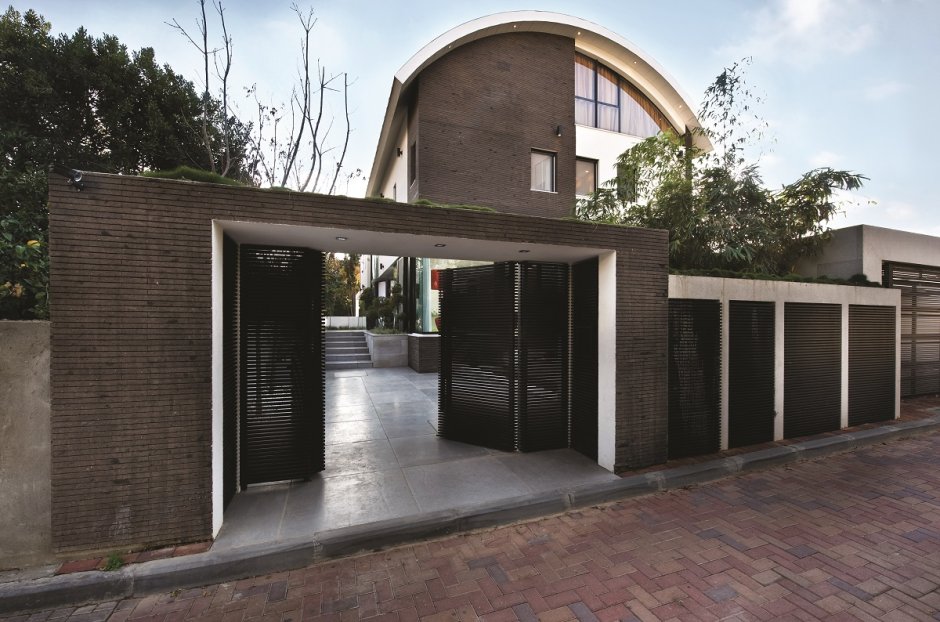 Ворота в современном стиле