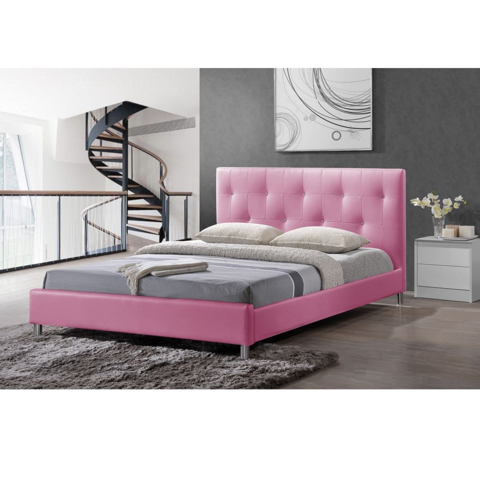 Кровать розовая двуспальная в интерьере