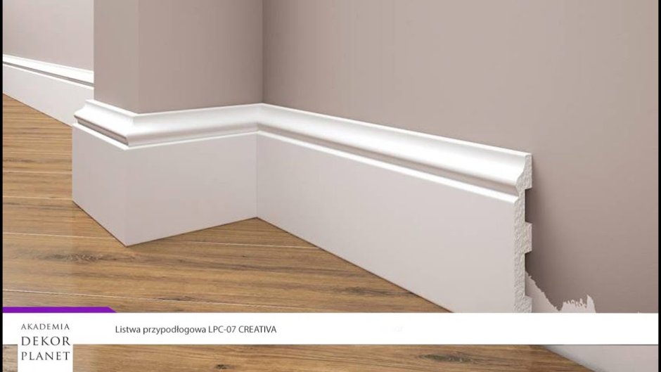Плинтус EAN Skirting 5905167755006