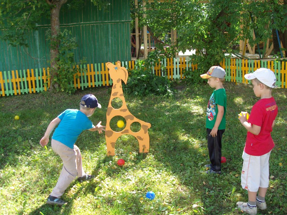 Украсить площадку в детском саду