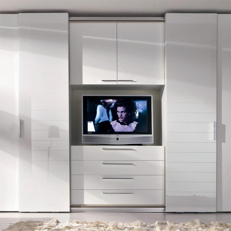 Шкаф со встроенным телевизором
