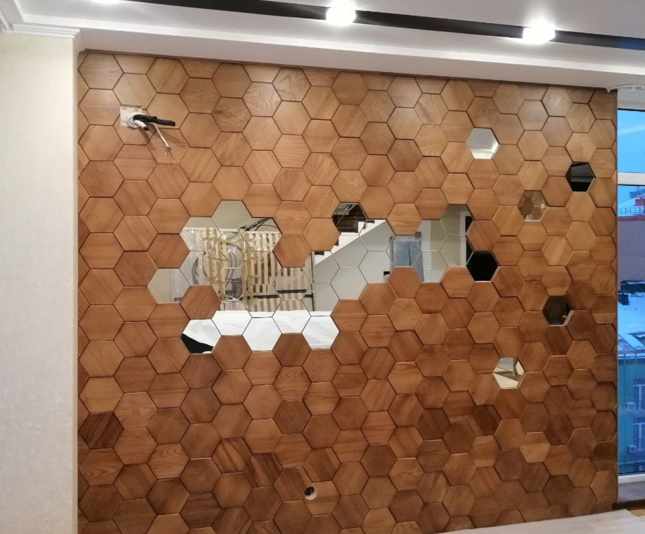 Соты на стене декор