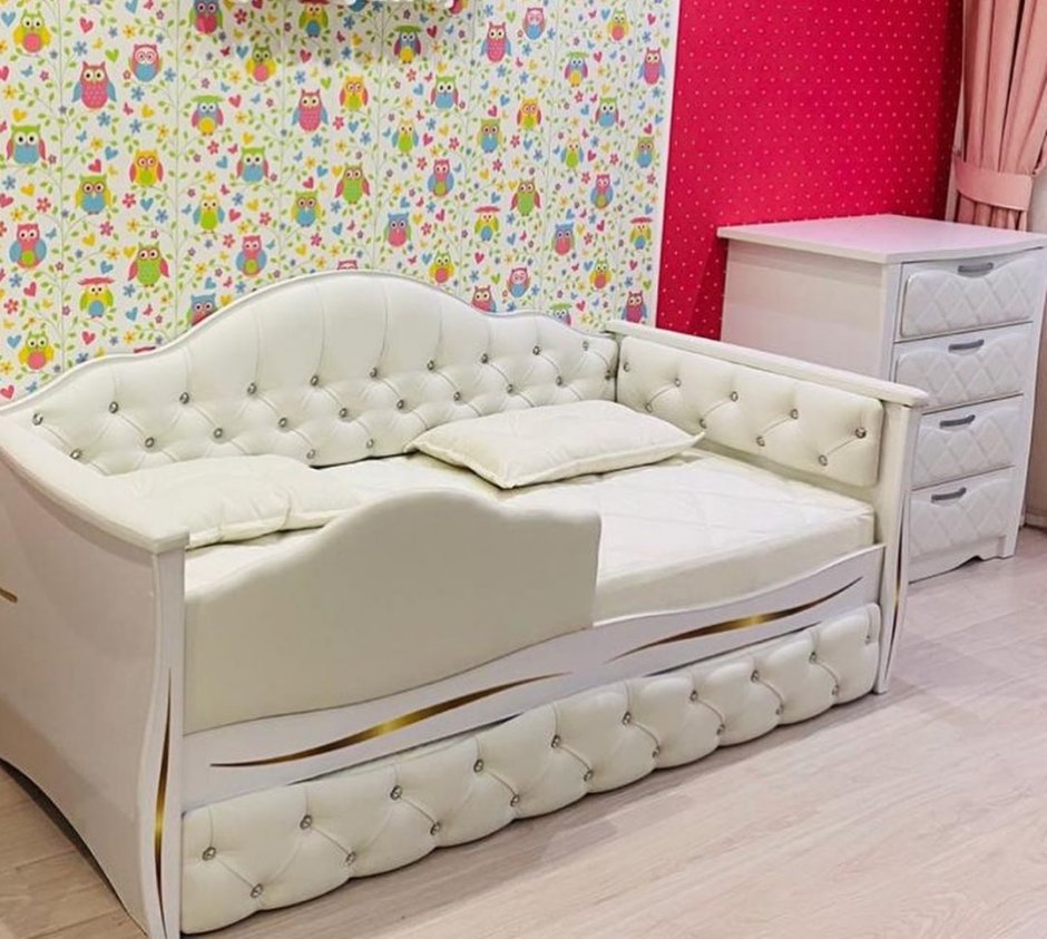 Кровать Ennerev Melrose