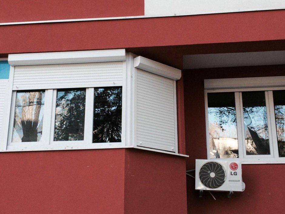 Шкафы на балкон с рольставнями Щелково