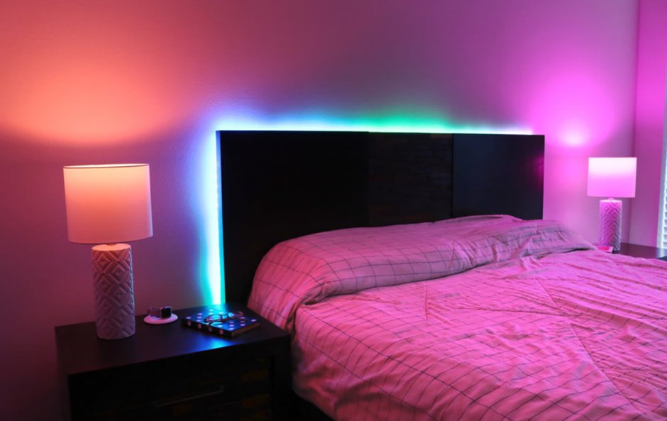 Подвесная кровать с подсветкой