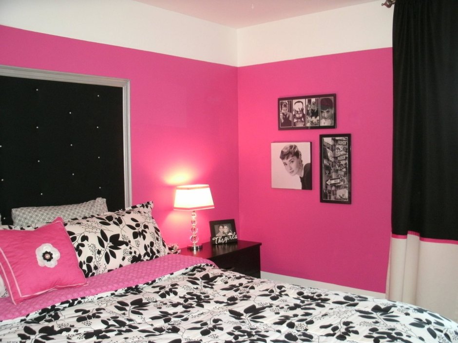 Фон черно розовой комнаты