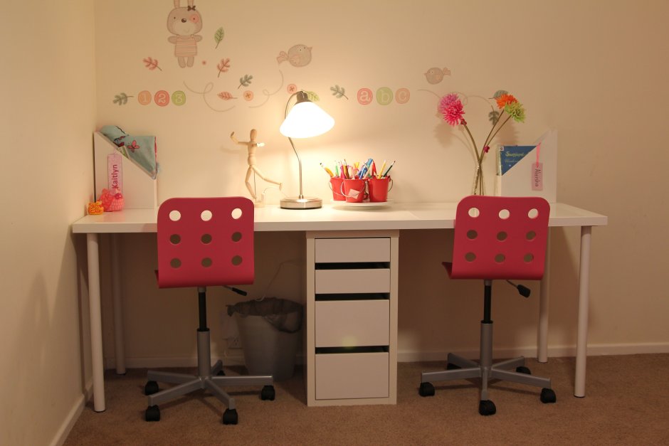 Письменный стол для двоих детей икеа