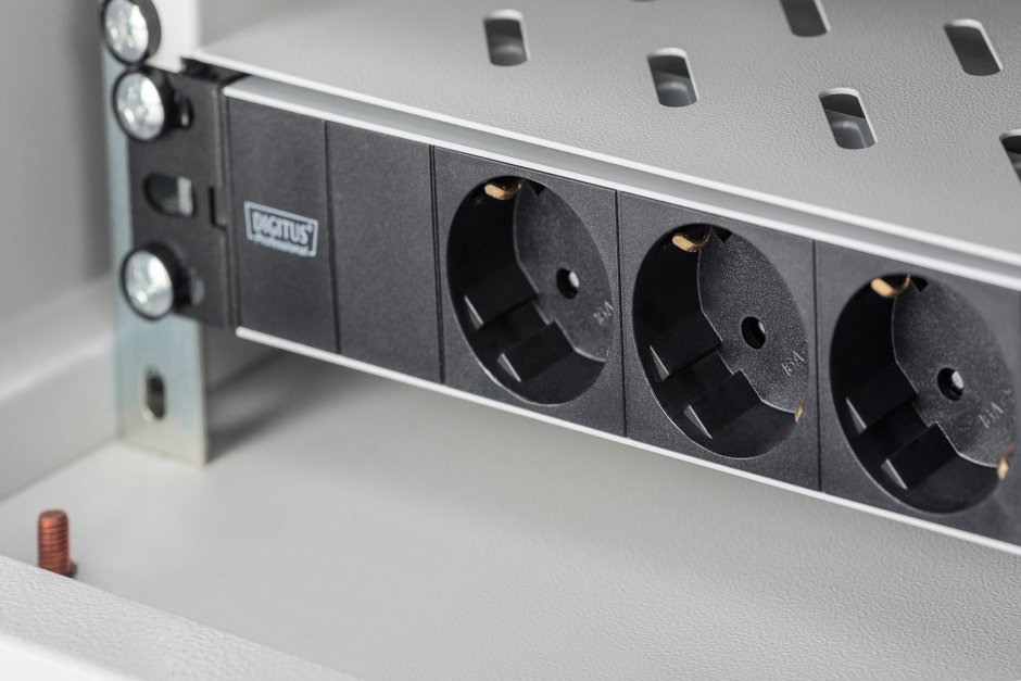 Трековый светодиодный светильник Paulmann URAIL Connector 95477