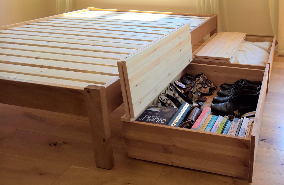 Кровать подиум с выдвижными ящиками