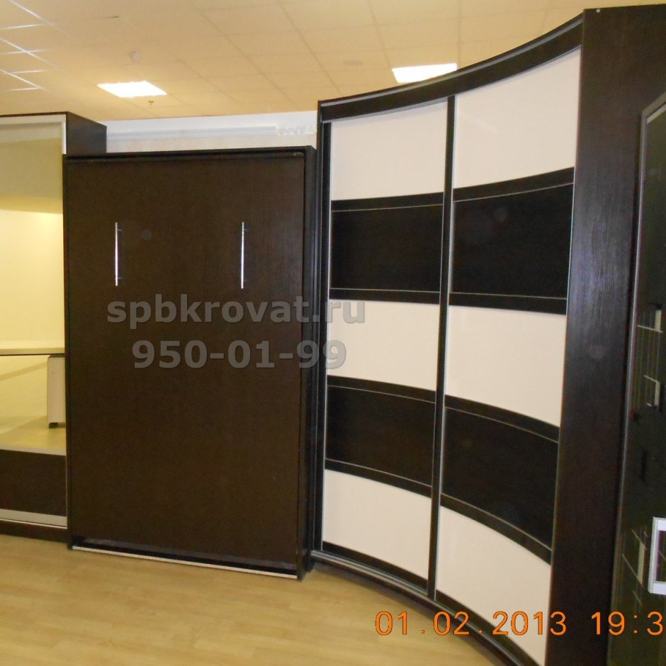 Встроенные шкафы в гостиной