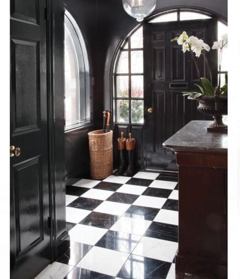 Шахматный пол в интерьере