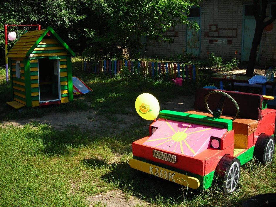 Машина на участок в детский сад