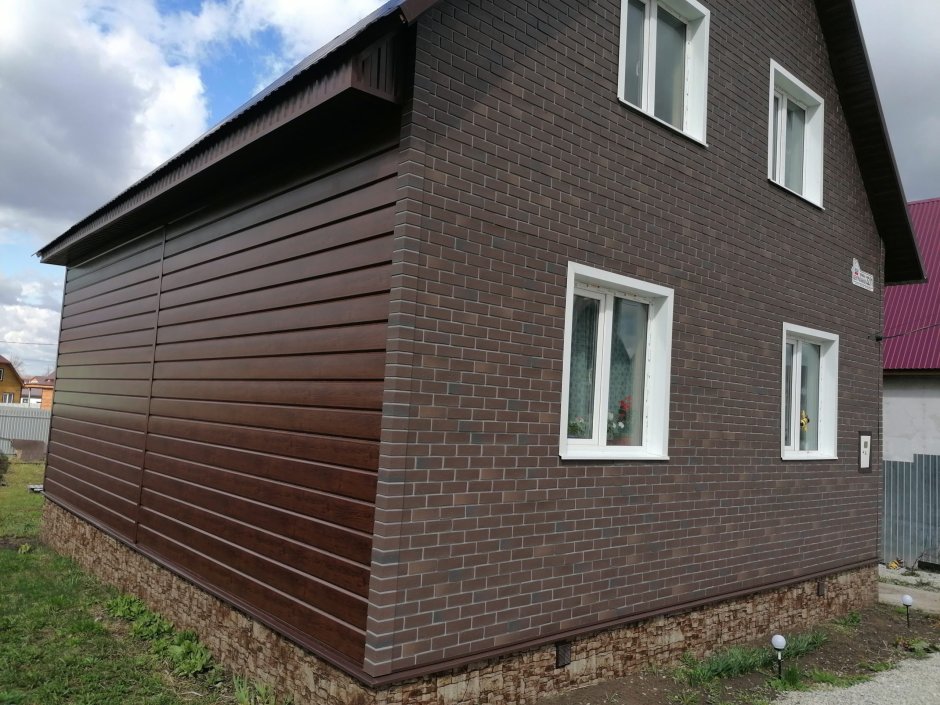 Фасадная панель Docke (дёке) Berg (Берг), коричневый