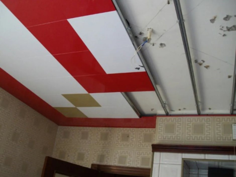 Реечный потолок лофт