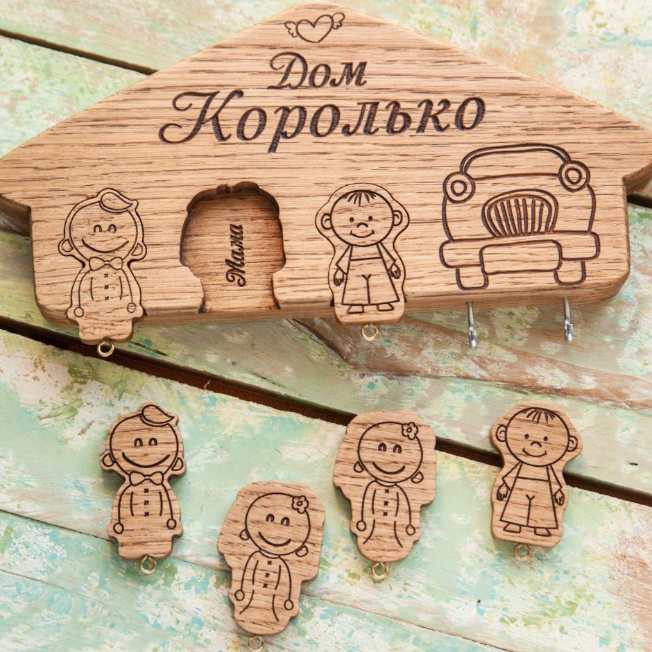 Сувениры ключницы из дерева